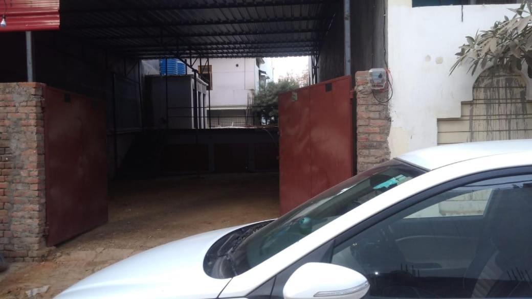 Allāhābād Junction Nityanand B&B 외부 사진